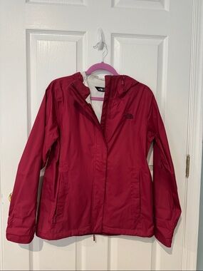 The North Face Women's Magenta Trench Coat